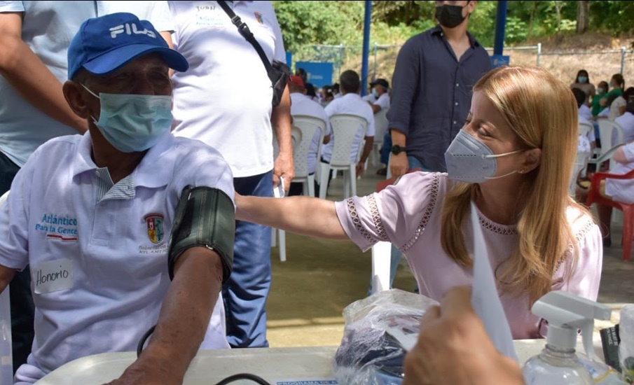 Gobernación del Atlántico implementa Centros de Atención Móvil para mayores de 60 años