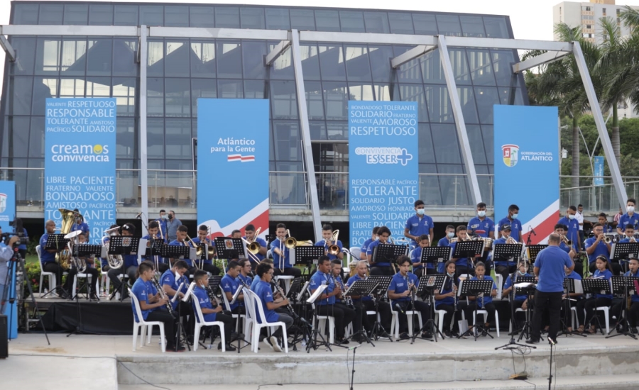 Con un concierto en la Plaza de la Paz, Gobernación del Atlántico clausuró la Semana de la Convivencia en el departamento