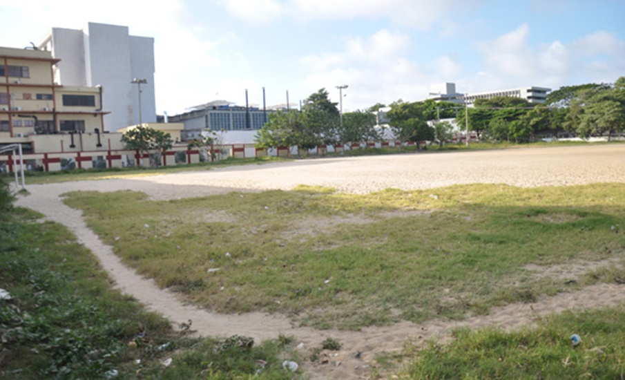Este miércoles, la cancha y el parque de San Isidro comenzarán a ser una realidad