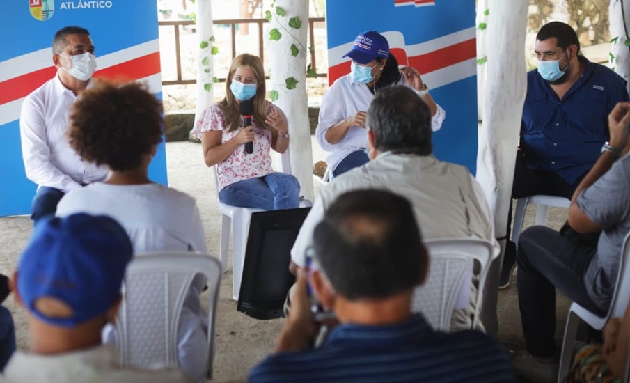 Gobernadora del Atlántico anunció actualización de estudios para solucionar la erosión costera en Santa Verónica