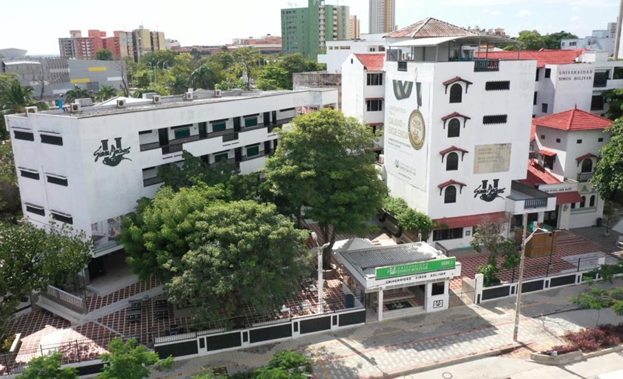 Estudiantes de Unisimón retornan a clases presenciales en 2022