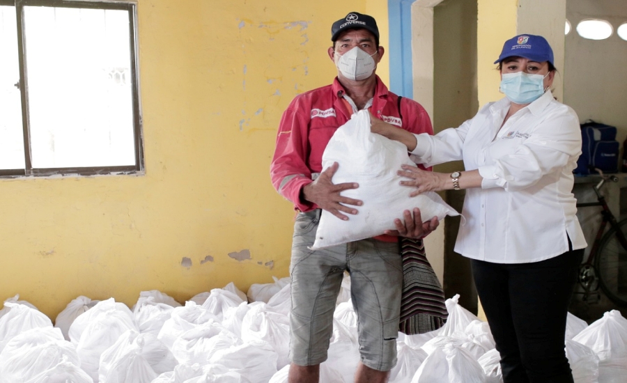 Gobernación del Atlántico entregó kits de ayuda a agricultores afectados por invierno