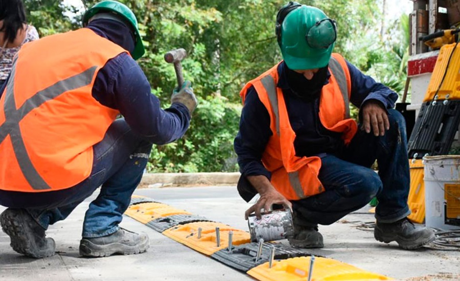 Tránsito del Atlántico instala señales para mejorar la seguridad vial de 16 municipios