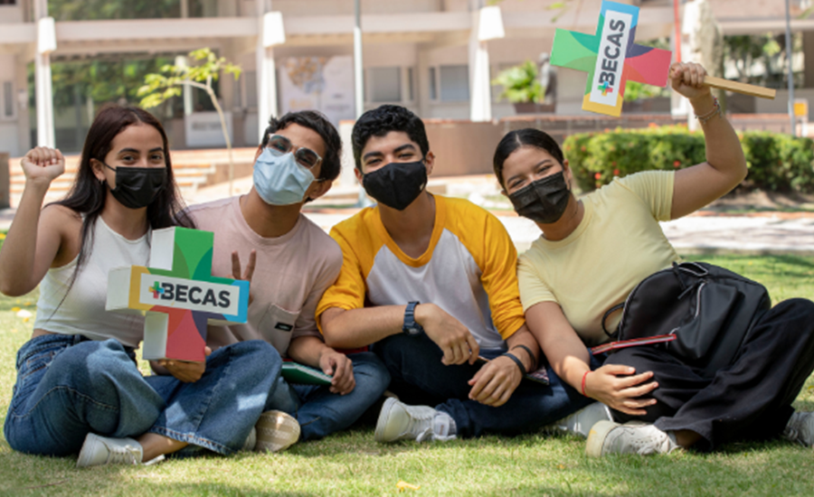 462 nuevos becarios cumplen el sueño de estudiar una carrera profesional con Uninorte