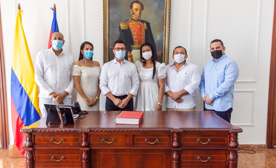 Gobernador Carlos Caicedo posesionó nuevos funcionarios de Control Interno