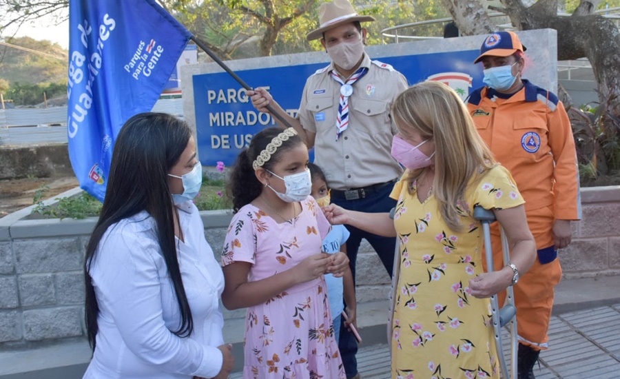 Gobernadora del Atlántico entregó el nuevo Parque Mirador que impulsará turismo religioso de Usiacurí