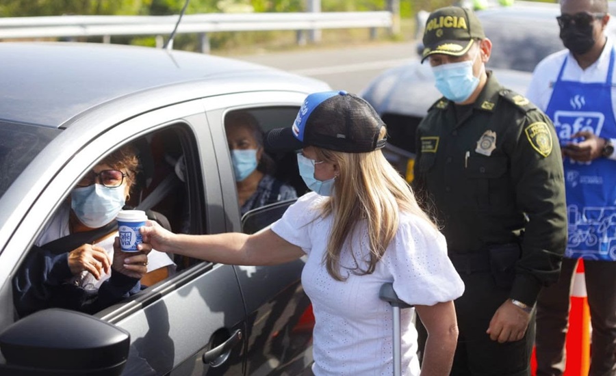 Gobernadora y Tránsito del Atlántico lanzan estrategia ‘Café por la vía’ para reducir la accidentalidad