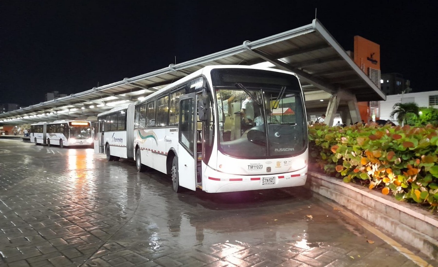 Desde el 14 de febrero, plan piloto de Transmetro para ampliar horario de operación