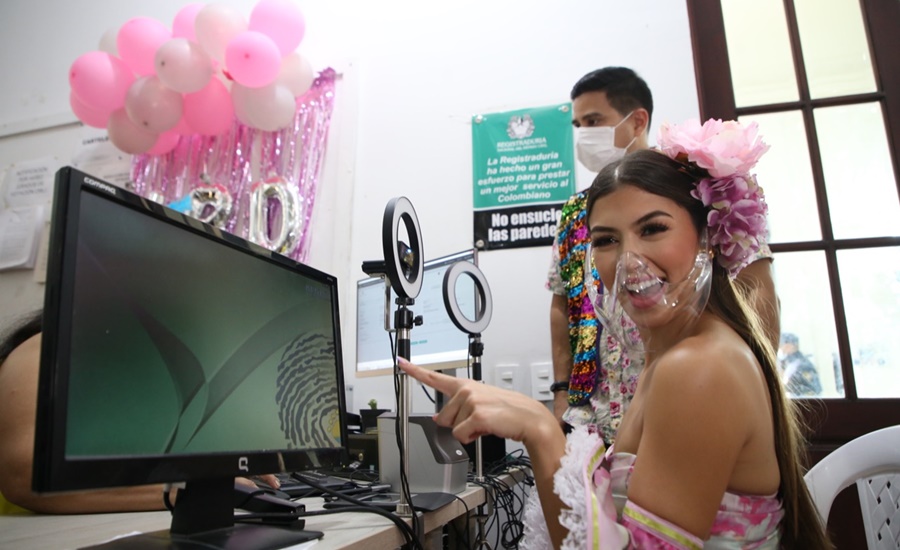 Reina del Carnaval de Barranquilla realizó trámite de cédula digital