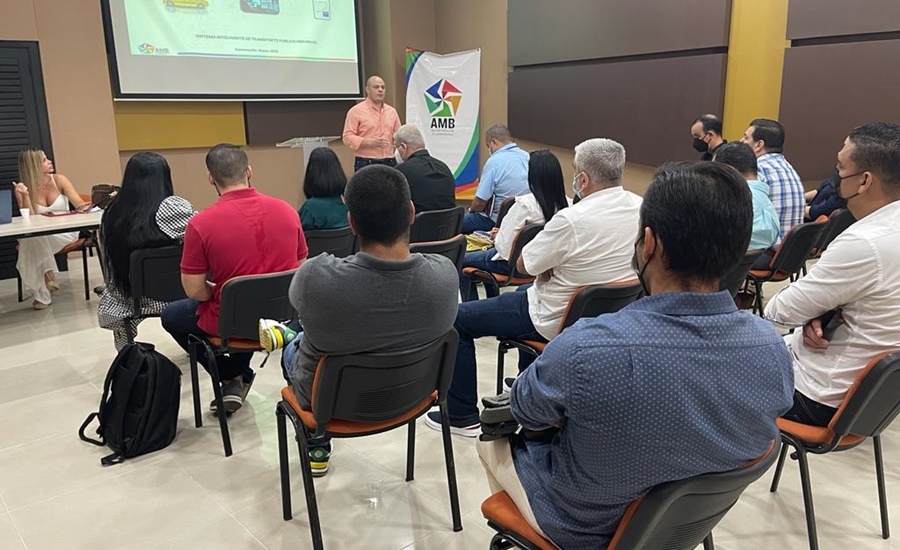 AMB socializa ajustes y cronograma de nueva licitación para Sistema Inteligente de Taxis, SIT