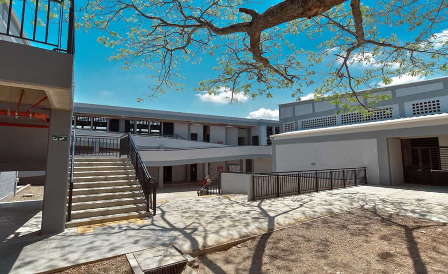 Gracias a gestión de Caicedo, I.E.D. de Pijiño pasa de ‘elefante blanco’ a ser uno de los colegios más modernos del Magdalena