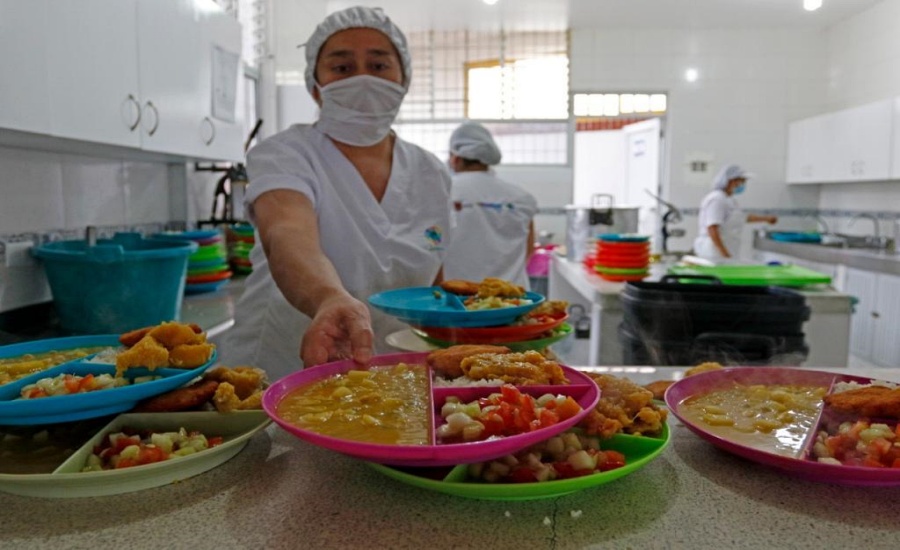 Expertos de varios países debaten en Barranquilla el presente y futuro de la alimentación escolar
