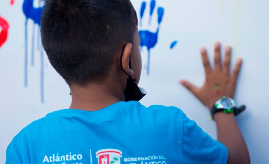 Firman pacto por la ‘Crianza Amorosa de la Niñez’ en el Atlántico