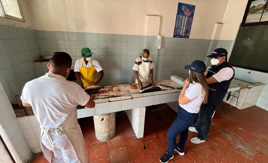 Distrito de Barranquilla intensifica operativos de control de precios para pescados y mariscos 