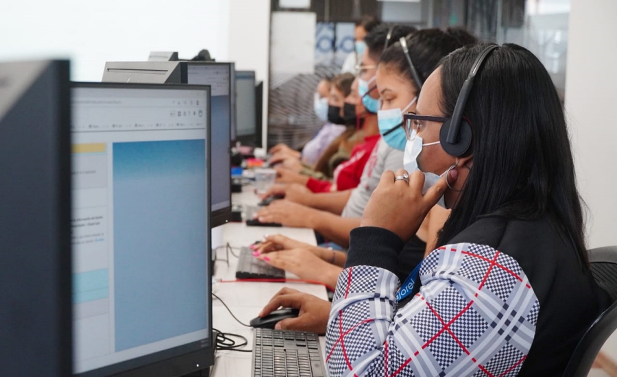 Más del 70 % de egresados de ‘Inglés para el Trabajo’ ya tienen empleo formal