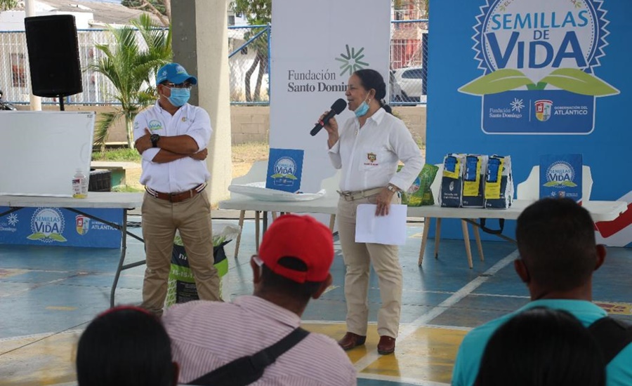 55 productores de Malambo recibieron kits de insumos agrícolas