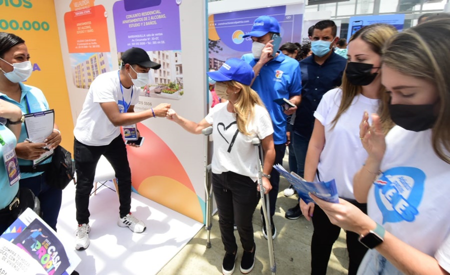 Gobernadora del Atlántico participó en la Feria de Vivienda que facilita la compra de casa propia a los jóvenes del departamento