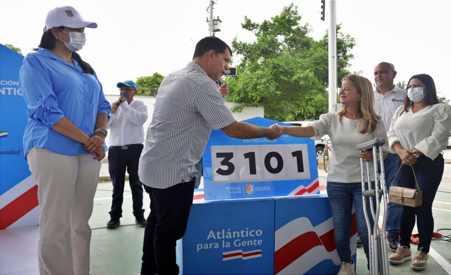 “En Palmar de Varela, completamos 3.101 escrituras entregadas en el Atlántico”: Elsa Noguera