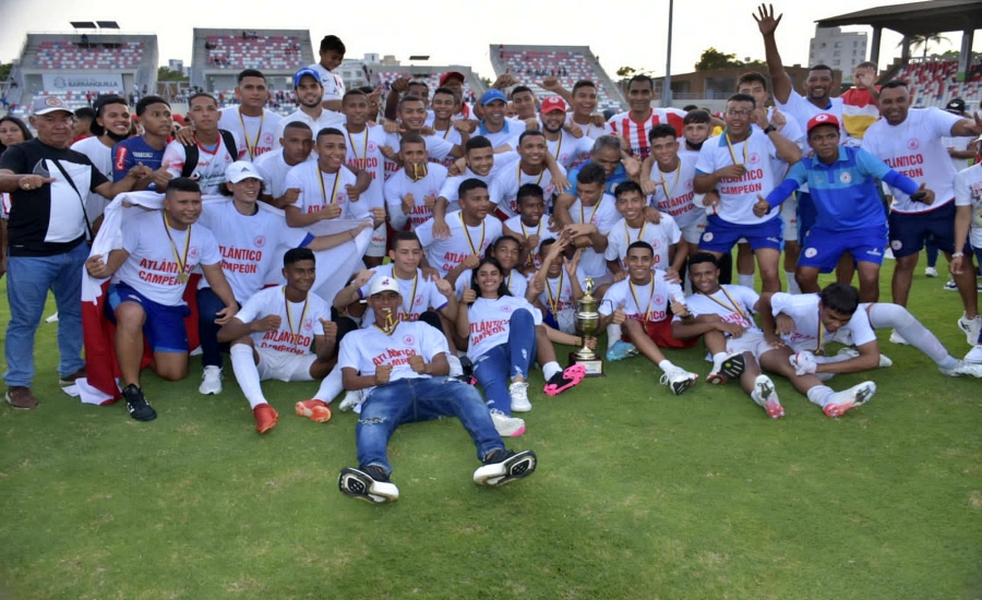 ¡Atlántico gritó campeón en casa!