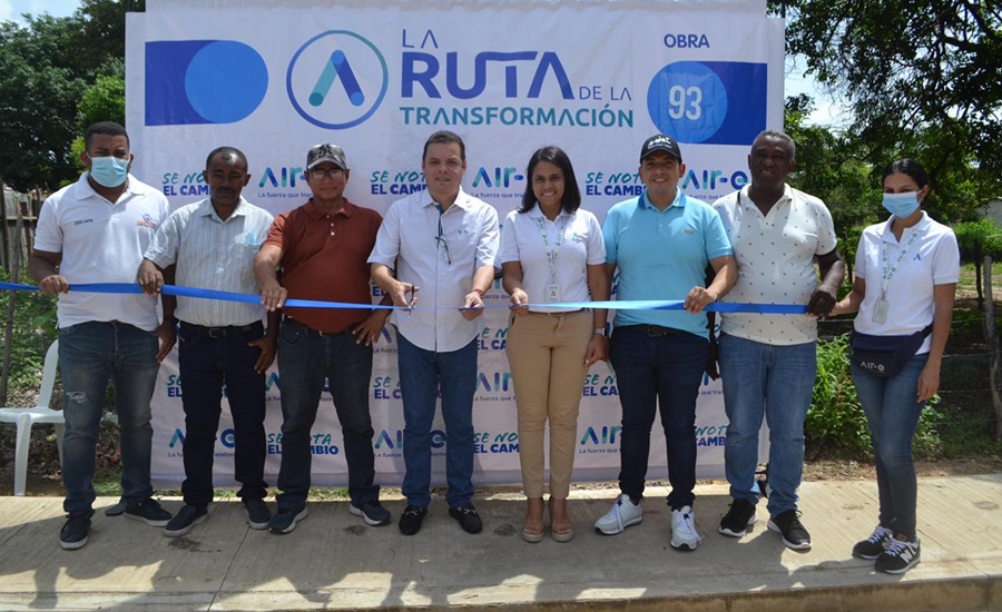 Entregan obras de modernización eléctrica en el corregimiento El Hatico en Fonseca