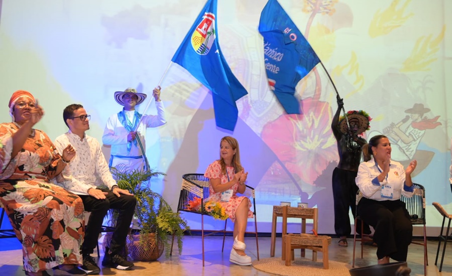 Gobernadora celebró 117 años del departamento en instalación del Congreso Atlántico CREA