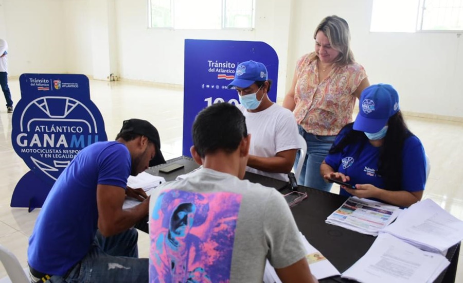 Con ‘Atlántico Gana Mil’, Tránsito beneficiará a motociclistas de 14 municipios del departamento