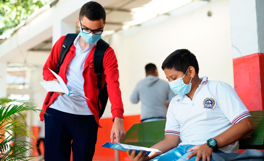 111 mil estudiantes de instituciones oficiales en el Atlántico regresan a clases