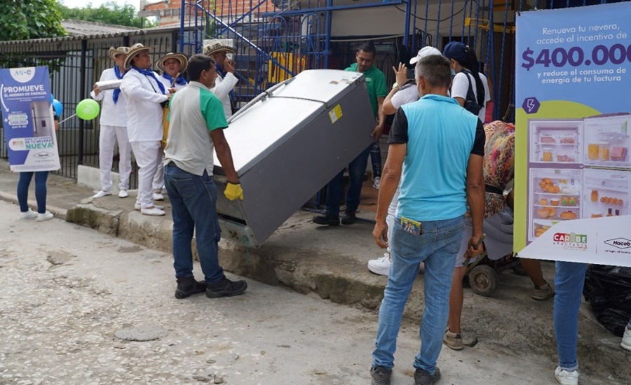 Air-e participa en jornada de reciclaje de residuos en la Plaza de la paz