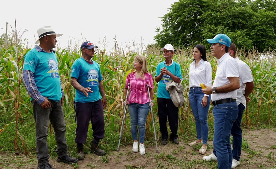 Más de 1.600 pequeños productores del Atlántico ya están recogiendo sus cosechas, tras recibir kits de la gobernación