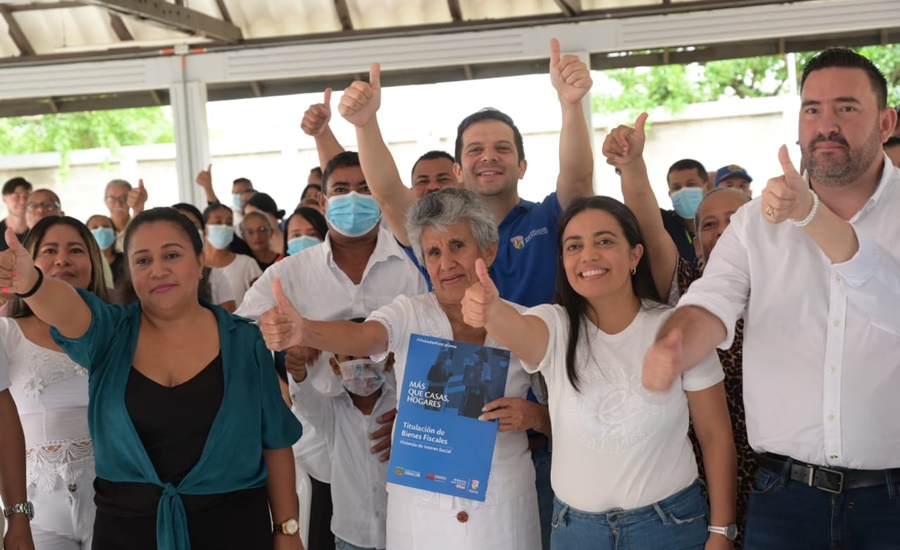 Gobernación del Atlántico completa la entrega de 310 títulos de vivienda a familias usiacureñas