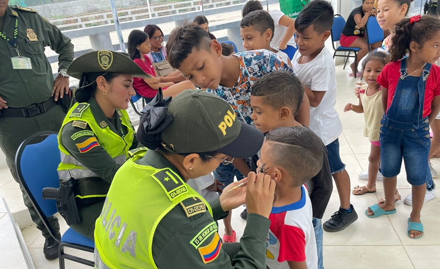 Policía del Atlántico realiza campaña contra el abuso sexual de niños, niñas y adolescentes