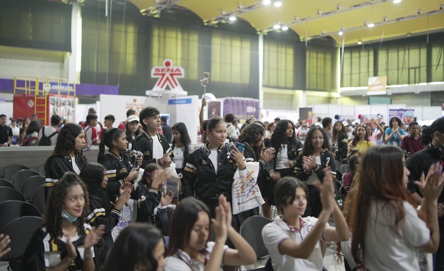 Más de 9.000 estudiantes visitaron Proyéctate 2022, la feria de orientación vocacional