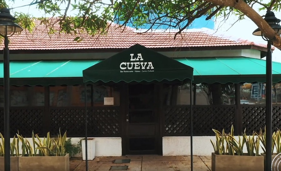 La Cueva celebra diez años de promoción del cuento con la nueva antología “Qué te hizo apagar la luz y quedarte adentro”