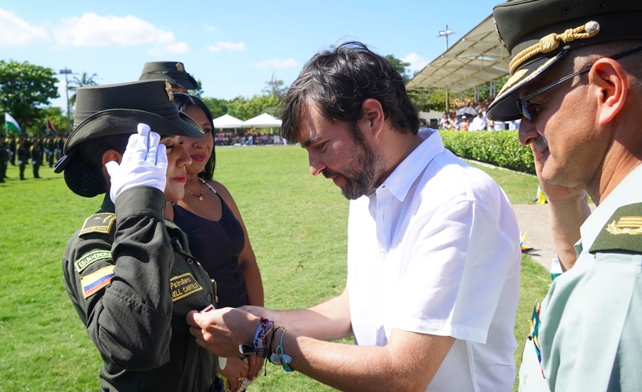 500 jóvenes becados por el Distrito se graduaron como patrulleros de Policía, y se integran a la seguridad de Barranquilla