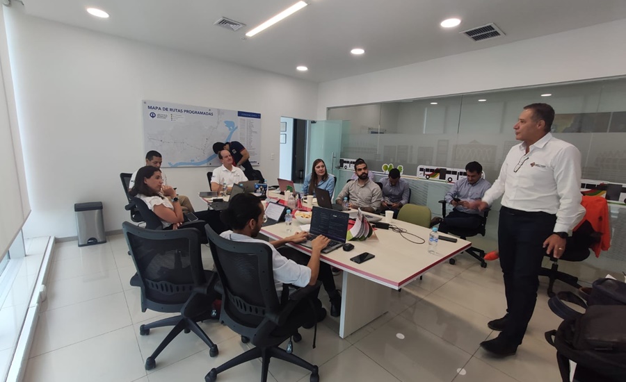 Transmetro avanza en proyecto para la transición hacia la electromovilidad