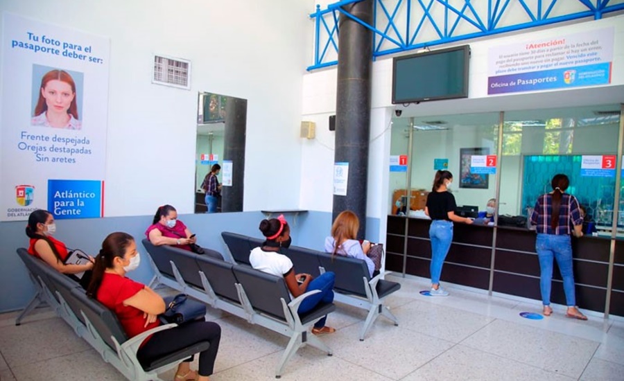 Atlántico rompe récord con 98.803 pasaportes expedidos en 2022