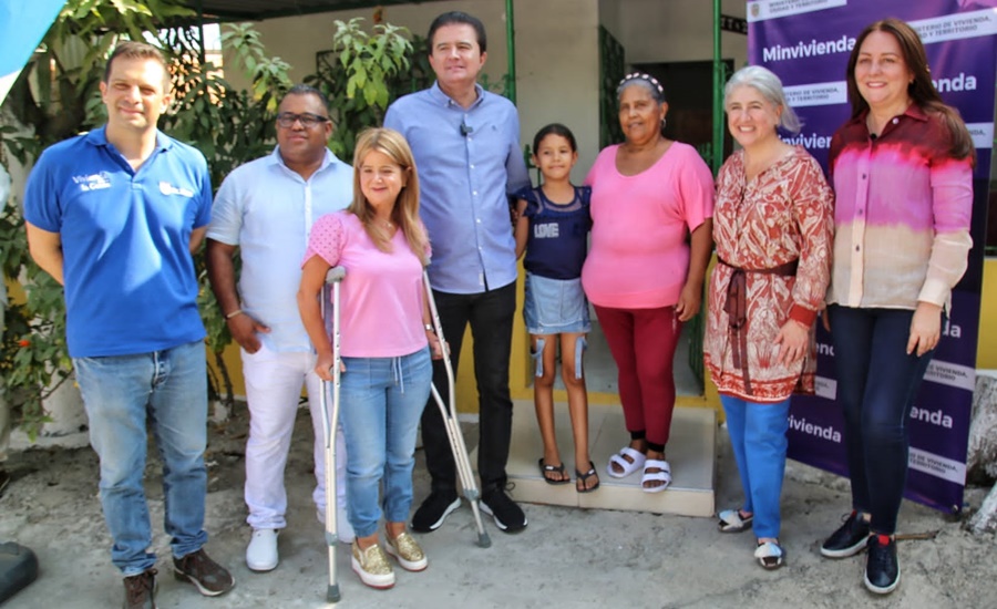 En Soledad, Atlántico, Minvivienda entregó mejoramientos con la gobernación y la alcaldía