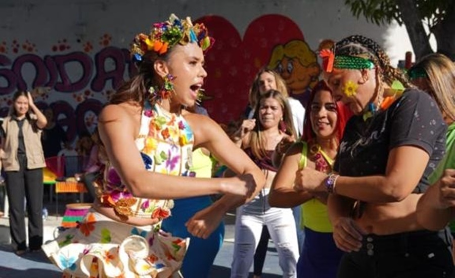 Internas de El Buen Pastor vestirán de ‘Sueños de libertad’ a la reina del Carnaval Natalia De Castro