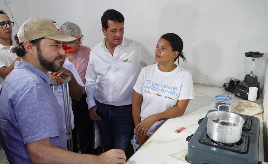 10.000 hogares de Barranquilla se beneficiaron con conexiones subsidiadas de gas natural y ahora cuentan con el servicio