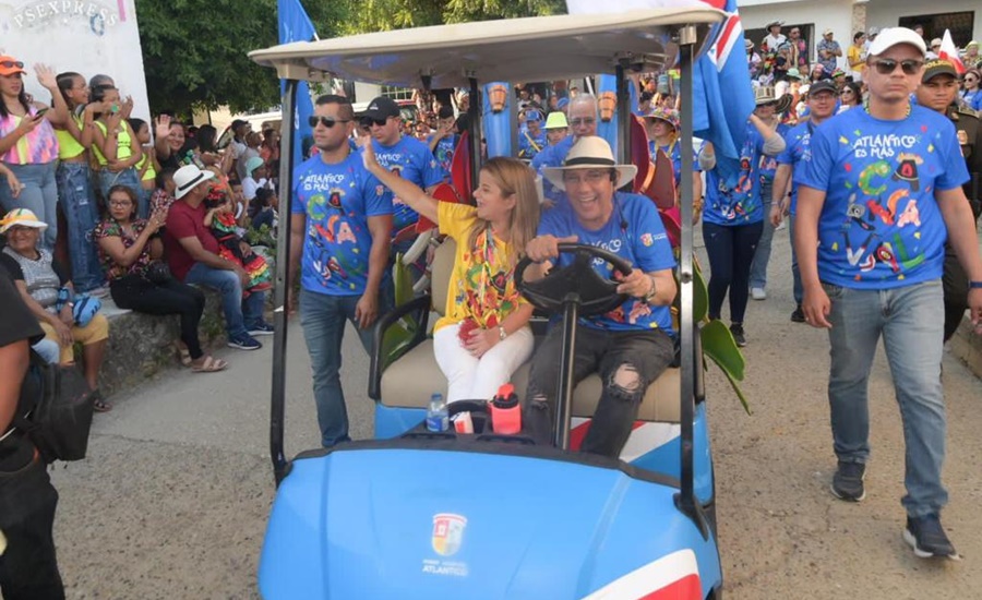 Gobernadora presidió la Ruta de la Tradición del Carnaval del Atlántico el fin de semana