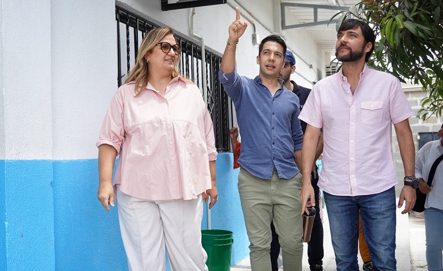 A estudiantes de la IED Reuven Feuerstein les llegó el turno de estrenar nueva infraestructura