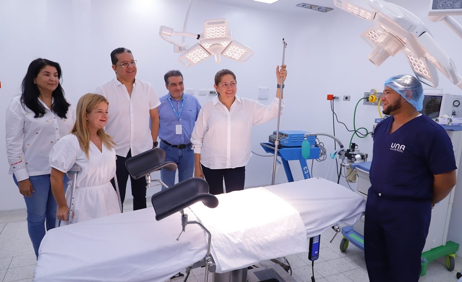 Gobernadora del Atlántico entregó nueva área de cirugías del hospital de Sabanalarga