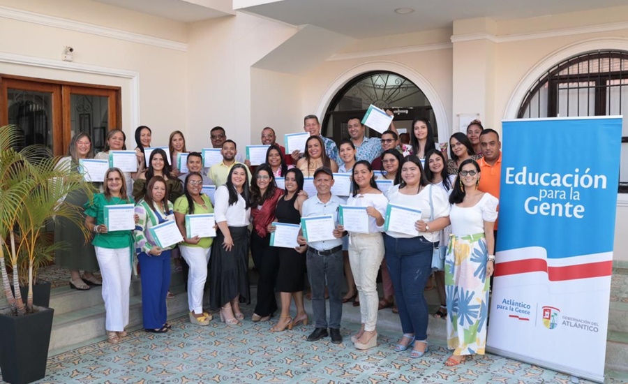 Docentes del Atlántico se certifican en co-creación e innovación