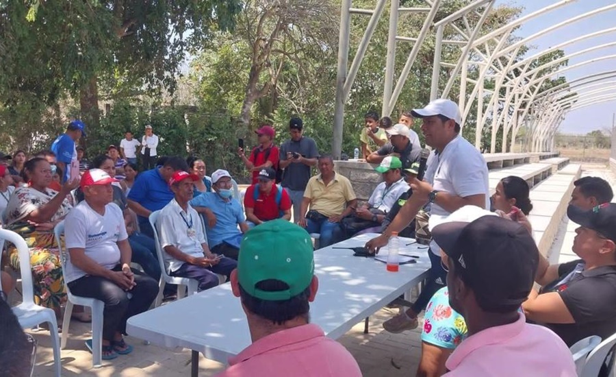 Alcalde inspeccionó avance de obras de escenarios recreodeportivos en Malambo