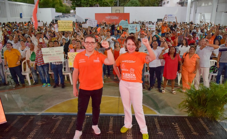 Rafael Martínez y Patricia Caicedo oficializan sus inscripciones como precandidatos a Gobernación y Alcaldía por Fuerza Ciudadana