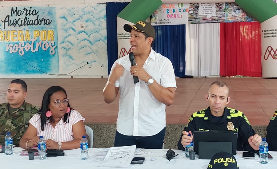 Alcalde de Malambo acuerda compromisos de seguridad con comerciantes