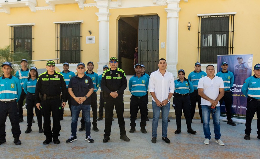 Orientadores de movilidad inician labores para regular el tráfico en puntos críticos de Soledad