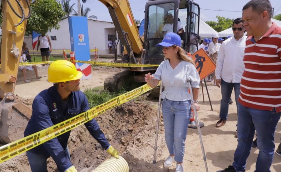 “Con una inversión de 9.400 millones, iniciamos las obras de alcantarillado para que Palmar de Varela tenga cobertura del 100 por ciento”: Elsa Noguera