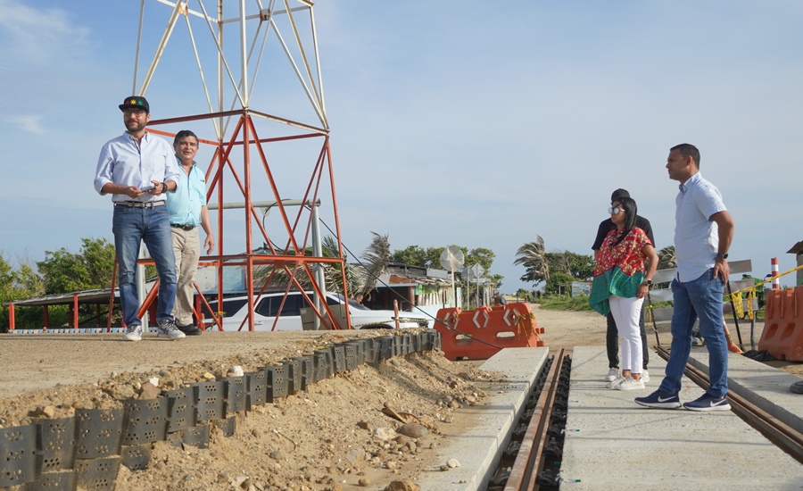Playa de Puerto Mocho y tren turístico, cada vez más cerca de ponerse al servicio de la ciudad