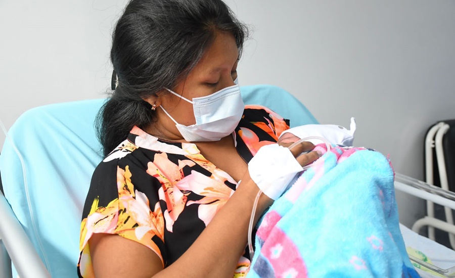 Ariadna Sofía, la primera bebé nacida en el nuevo hospital de Palmar de Varela